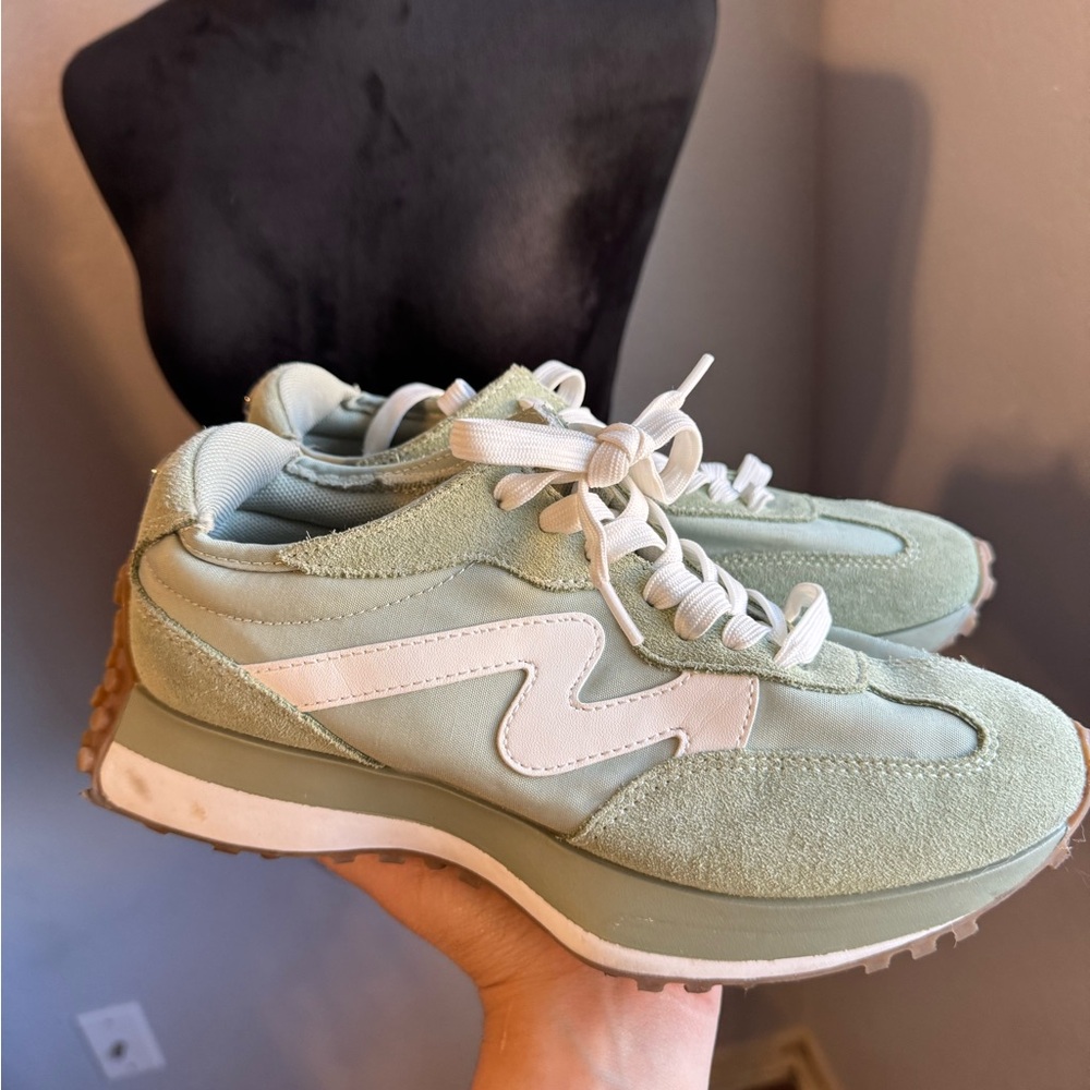 Steve Madden Women's Sneakers in Olive Green